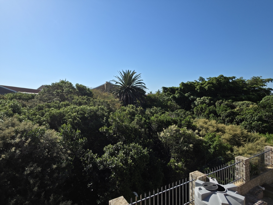 5 Bedroom Property for Sale in Noorsekloof Eastern Cape